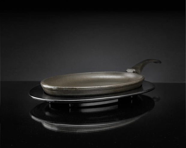 NAPOLEON CAST IRON SKILLET